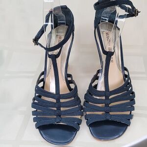 Audrey Brooke Amber Black Strappy Sandals‎